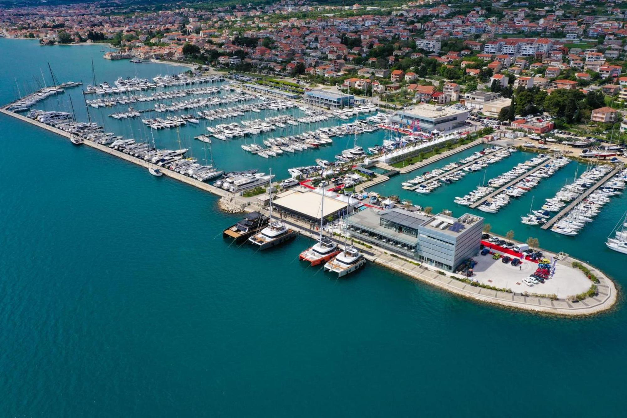 Navi Apartment Kaštela Exterior foto